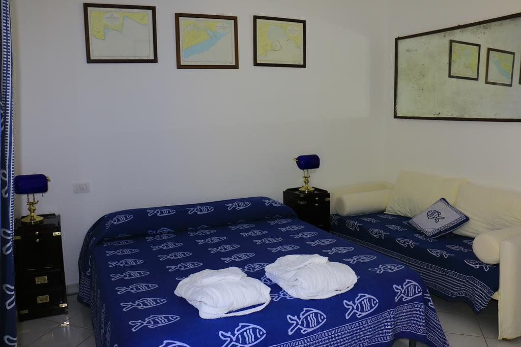 Cala Cavone Guest House Ponza Eksteriør billede