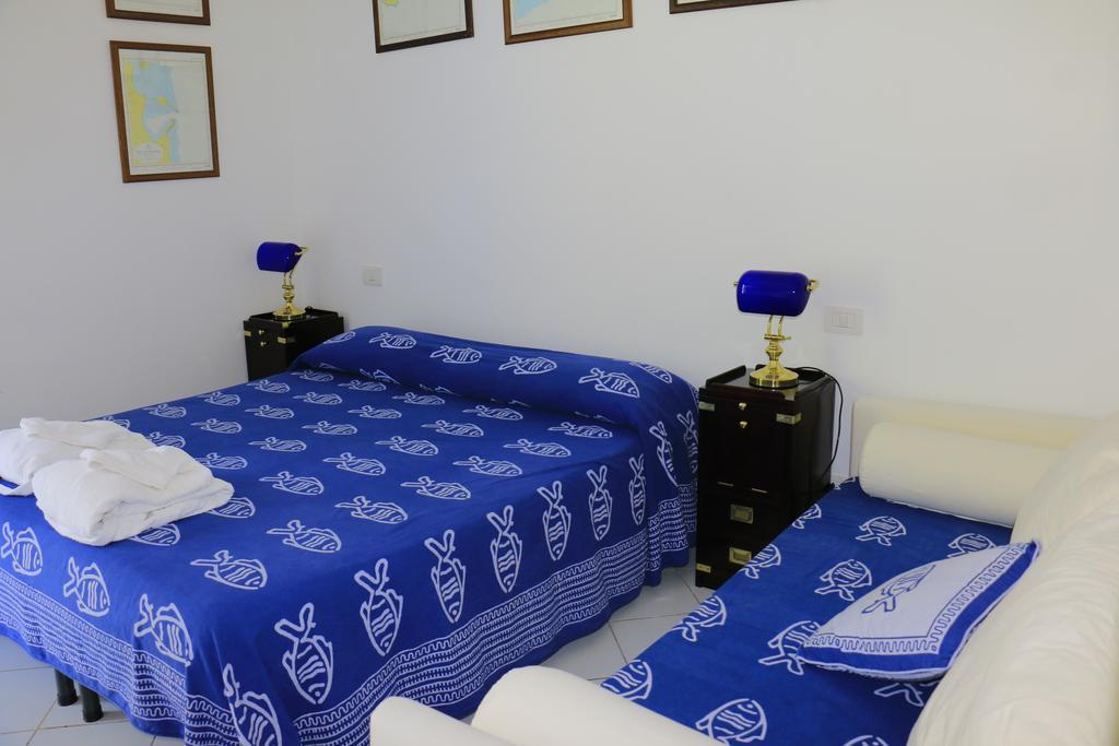 Cala Cavone Guest House Ponza Eksteriør billede