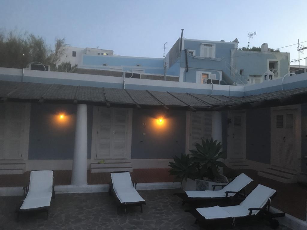 Cala Cavone Guest House Ponza Eksteriør billede
