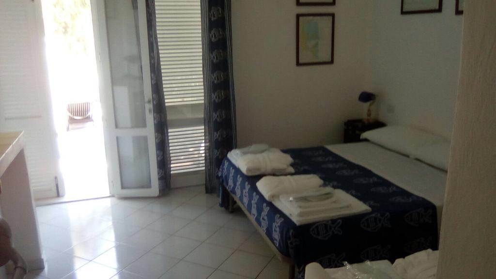 Cala Cavone Guest House Ponza Eksteriør billede